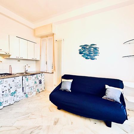 Апартаменты Hostdomus - Cozy Corner Near The Sea Финале Лигуре Экстерьер фото